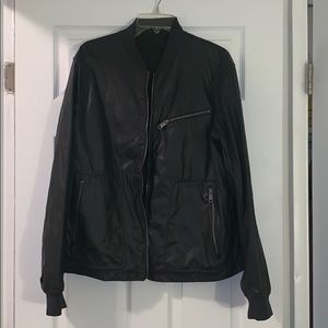📢🔛Armani EXchange faux leather jacket